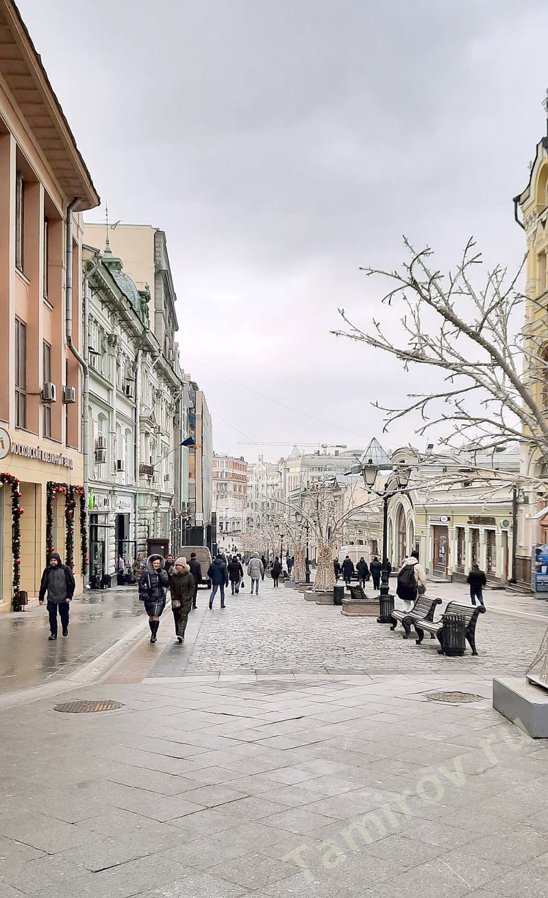 Сделана частным вебмастером Александром: Kuznetskii most street winter 2021 Moscow Russia