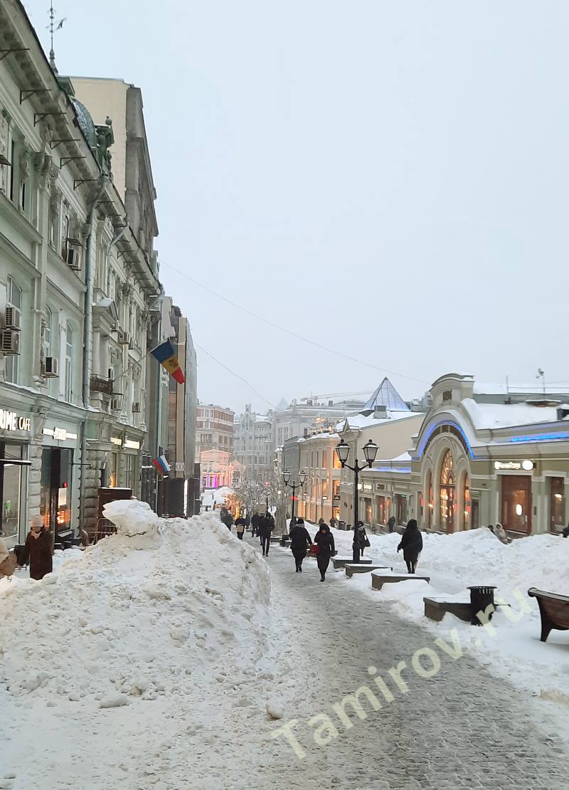 Сделана частным вебмастером Александром: Kuznetskii most winter 2021 Moscow Russia