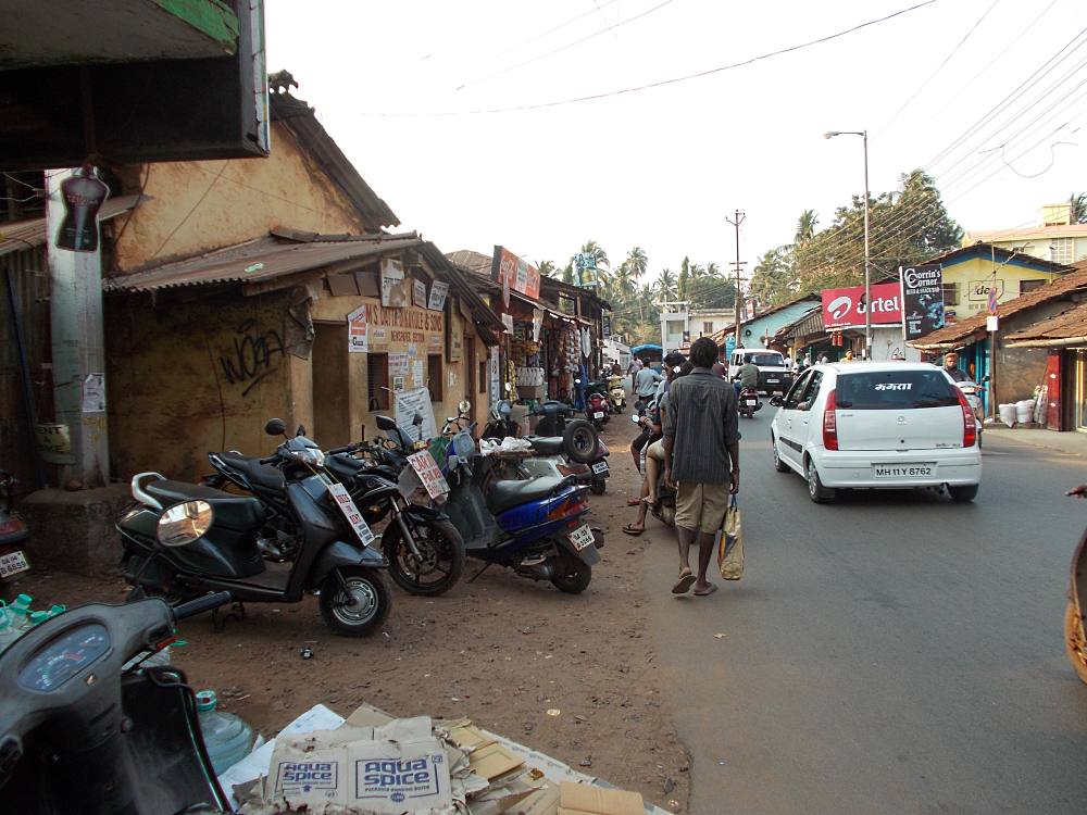 Goa, Calangute street. Гоа (Калангут).
